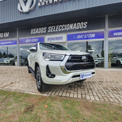 Toyota Hilux 2.8 Srx 204 Cv 4x4 At