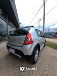 Renault Sandero Stepway 1.6 Confort (15)