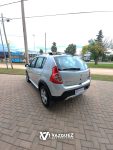 Renault Sandero Stepway 1.6 Confort (6)