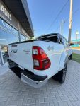 Toyota Hilux 2.8 Srx 204 Cv 4×4 At (4)