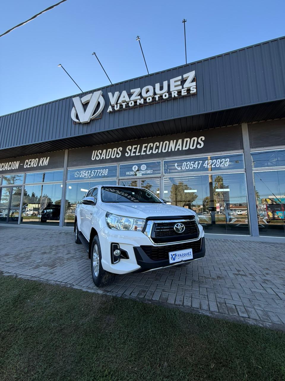 Toyota Hilux 2.8 Srv 4x4 At