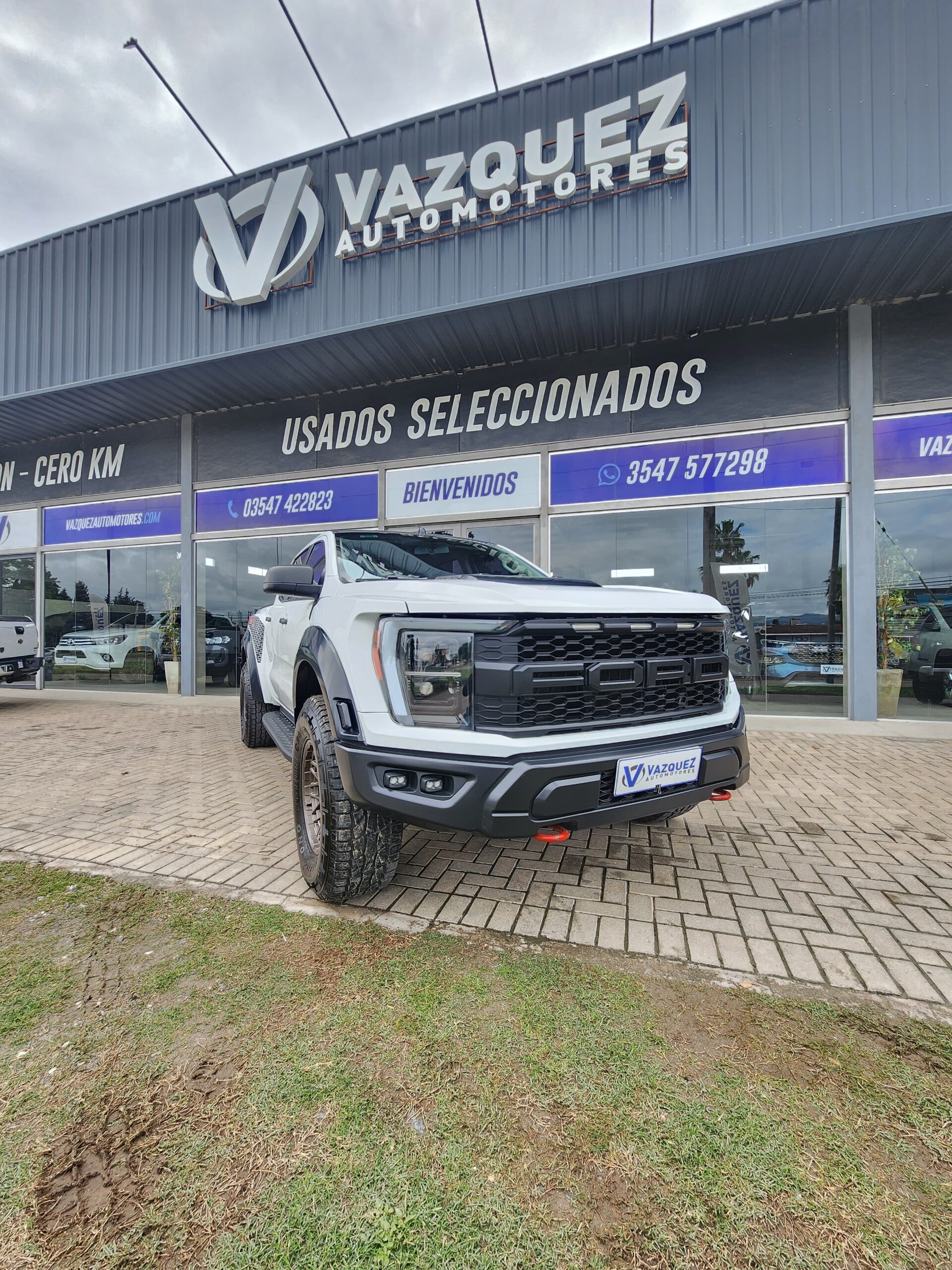 FORD RANGER 2.5 XL 4X2 – KIT ESTÉTICO RAPTOR